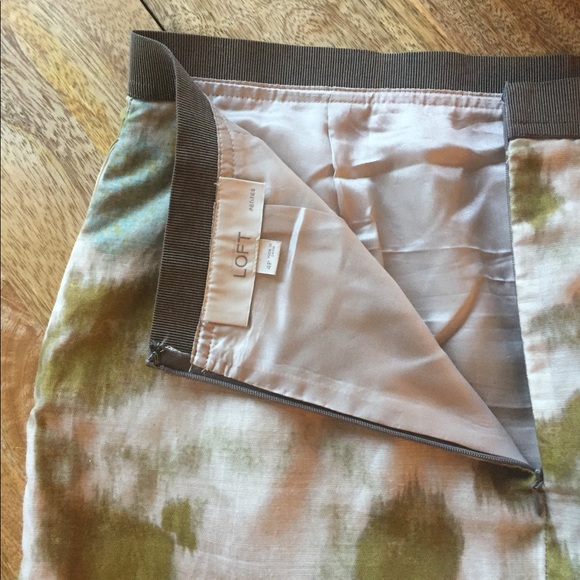 LOFT Pencil Skirt - Picture 3 of 5